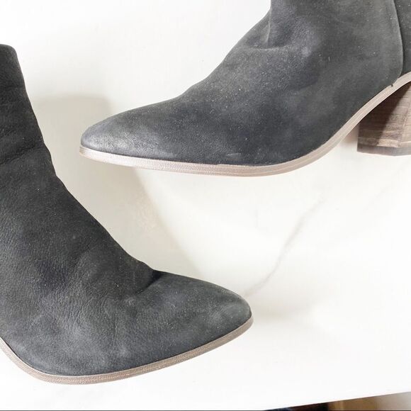 Vince Camuto Grasem Black Suede Block Heel Booties - Picture 4 of 13
